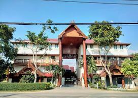 Ruenthai Ayutthaya Resort And Restaurant