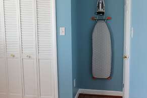 Comfy and Cozy - Min from National Mall