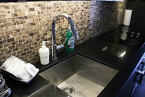 RivetStays - The Peter Suites