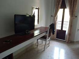 Huyen Trang 1 Hotel Hue - by BAY LUXURY