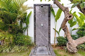 Gems Villa by Moria