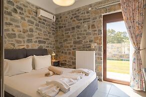 Villa Liatiko With Private Pool