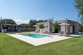 Villa Liatiko With Private Pool