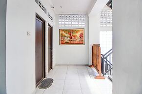 Collection O Omah Joyo Solo Inn Near Keraton Surakarta