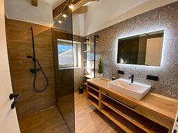 Penthouse Voll-bartl With Great Views