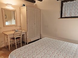 Apartment With Shared Pool