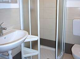 Cosy Apartment Near Seabeach