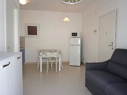 Cosy Apartment Near Seabeach