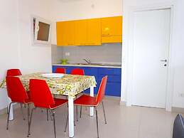 Cosy Apartment Near Seabeach