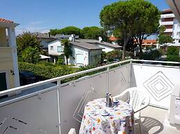 Cosy Apartment Near Seabeach