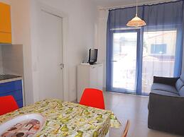 Cosy Apartment Near Seabeach