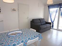 Cosy Apartment Near Seabeach