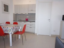 Cosy Apartment Near Seabeach