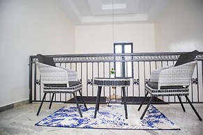 Pula Pula Luxury Hotel and Suites