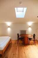 Roze Center Apartments