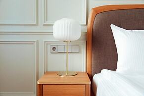 Roze Center Apartments