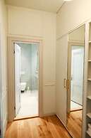 Roze Center Apartments