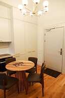 Roze Center Apartments