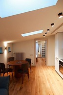 Roze Center Apartments