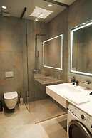 Roze Center Apartments