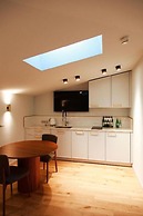 Roze Center Apartments