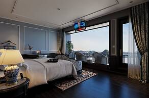 Majesty Prime Cruise