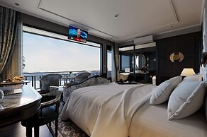 Majesty Prime Cruise