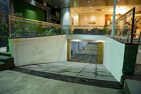 Hotel SRR Grand