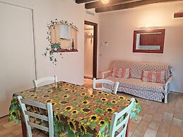 Farmhouse in Marche With Pool & Wine Tours