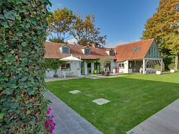 Cozy Villa in the Countryside With a Nice Pool