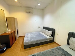 OYO 91073 S Homestay Premium