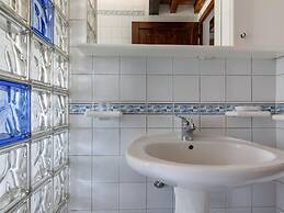 Apartment With Tuscan Flavours