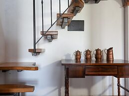 Apartment With Tuscan Flavours