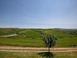 Apartment With Tuscan Flavours