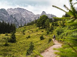 Holiday Apartment in Saalfelden With Terrace