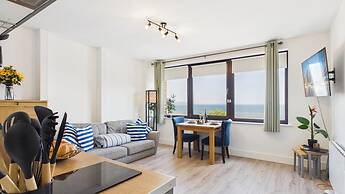 The Lighthouse - 1 Bedroom Apartment - Saundersfoot