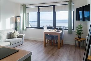 The Lighthouse - 1 Bedroom Apartment - Saundersfoot