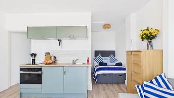 The Lighthouse - 1 Bedroom Apartment - Saundersfoot