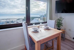 The Lighthouse - 1 Bedroom Apartment - Saundersfoot
