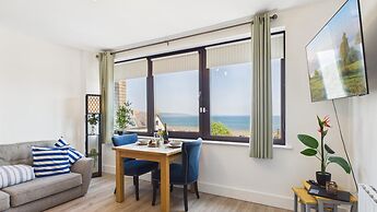 The Lighthouse - 1 Bedroom Apartment - Saundersfoot