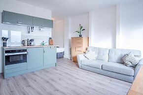 The Lighthouse - 1 Bedroom Apartment - Saundersfoot