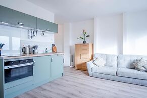 The Lighthouse - 1 Bedroom Apartment - Saundersfoot