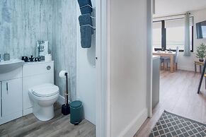 The Lighthouse - 1 Bedroom Apartment - Saundersfoot