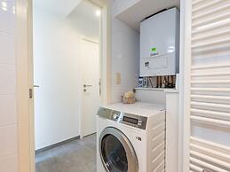 Sunny Apartment With Open Terrace