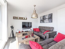 Sunny Apartment With Open Terrace