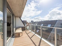 Sunny Apartment With Open Terrace