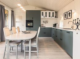 Charming Holiday Home by Nature Reserve