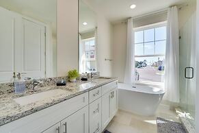 Family Home Near Disney w/ Patio & Pool Access