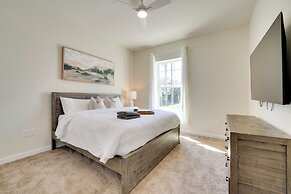 Family Home Near Disney w/ Patio & Pool Access