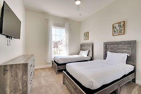 Family Home Near Disney w/ Patio & Pool Access